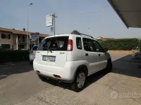 Usata Suzuki Ignis GL 83 CV (61 kW) 2001 Grigio Utilitaria