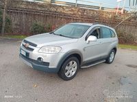 Usata Chevrolet Captiva 127 CV (93 kW) 2009 Grigio SUV