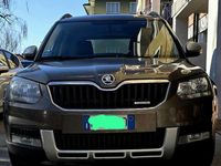 Usata Skoda Yeti GreenLine 105 CV (77 kW) 2014 Marrone SUV