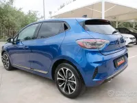 Usata Renault Clio V Techno 91 CV (66 kW) 2025 Blu Berlina