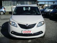 Usata Lancia Ypsilon 95 CV (69 kW) 2015 Beige Utilitaria
