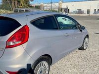 Gebraucht Ford Fiesta Titanium 92 PS (67 kW) 2011 Grau Kleinwagen