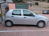 Usata Fiat Punto Active 69 CV (50 kW) 2010 Argento Utilitaria