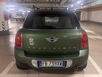 Usata Mini Cooper D Countryman Business 111 CV (81 kW) 2015 Verde SUV