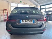 Usata BMW 316 Advantage 122 CV (89 kW) 2022 Grigio Station wagon