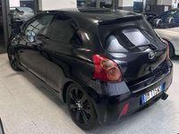 Usata Toyota Yaris 133 CV (97 kW) 2007 Nero Berlina