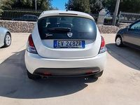 Usata Lancia Ypsilon 2014 Bianco Utilitaria