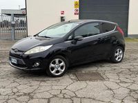Usata Ford Fiesta 60 CV (44 kW) 2011 Nero Berlina