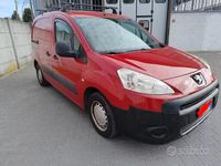 Usata Peugeot Partner 100 CV (73 kW) 2011 Monovolume