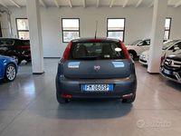 Usata Fiat Punto Street 69 CV (50 kW) 2018 Grigio Utilitaria