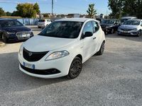 Usata Lancia Ypsilon Gold 69 CV (50 kW) 2020 Bianco Utilitaria