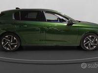 Usata Peugeot 308 131 CV (96 kW) 2023 Verde Berlina