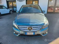 Usata Mercedes B200 Executive 136 CV (100 kW) 2013 Grigio Utilitaria