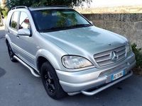 Usata Mercedes ML230 150 CV (110 kW) 1998 Grigio SUV