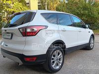 Usata Ford Kuga S 120 CV (88 kW) 2019 Bianco SUV