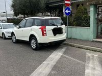 Usata Mahindra XUV500 140 CV (102 kW) 2017 Bianco SUV