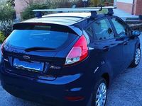 Usata Ford Fiesta 75 CV (55 kW) 2015 Blu Utilitaria