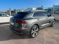 Usata Audi Q8 286 CV (210 kW) 2019 Grigio SUV