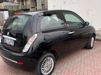 Usata Lancia Ypsilon 60 CV (44 kW) 2007 Nero Utilitaria