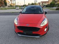 Usata Ford Fiesta Active 86 CV (63 kW) 2019 Rosso Utilitaria
