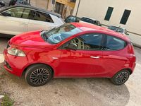 Begagnad Lancia Ypsilon 69 HK (50 kW) 2024 Röd Halvkombi