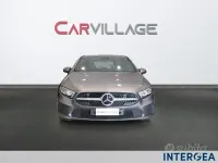 Usata Mercedes A180 Business 116 CV (85 kW) 2019 Grigio Berlina