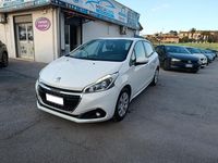 Usata Peugeot 208 Active 74 CV (54 kW) 2018 Bianco Utilitaria