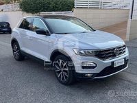 Usata VW T-Roc Advance 116 CV (85 kW) 2019 Grigio SUV