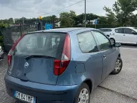 Usata Fiat Punto Dynamic 60 CV (44 kW) 2004 Blu Utilitaria