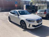 Usata BMW 118 M Sport 150 CV (110 kW) 2021 Bianco Utilitaria