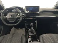 Usata Peugeot 2008 Allure 101 CV (74 kW) 2024 Vari colori SUV