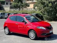 Usata Lancia Ypsilon Silver 69 CV (50 kW) 2017 Rosso Utilitaria