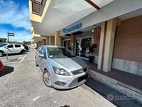 Usata Ford Focus Titanium 109 CV (80 kW) 2008 Grigio Berlina