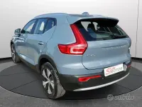 Usata Volvo XC40 Core 179 CV (131 kW) 2022 Grigio SUV