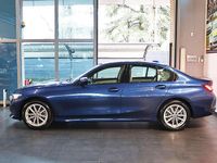 Usata BMW 316 Efficient Dynamics 122 CV (89 kW) 2023 Blu/azzurro Berlina