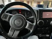 Usata Jeep Wrangler 200 CV (147 kW) 2014 Rosso SUV