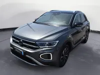 Usata VW T-Roc Style 116 CV (85 kW) 2024 Grigio SUV