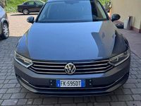 Usata VW Passat Executive 150 CV (110 kW) 2017 Grigio Station wagon