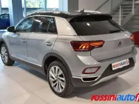 Usata VW T-Roc Style 150 CV (110 kW) 2023 Pyrit silver tetto nero SUV