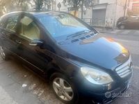 Usata Mercedes B200 2007 Nero Monovolume