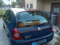 Usata Renault Clio II 75 CV (55 kW) 2008 Blu Berlina