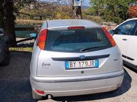 Usata Ford Focus 100 CV (73 kW) 2002 Grigio Berlina