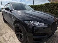 Begagnad Jaguar F-Pace R-Sport 180 HK (132 kW) 2016 Svart SUV