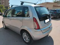 Usata Lancia Musa 95 CV (69 kW) 2011 Argento Monovolume