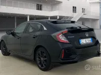 Usata Honda Civic Elegance 120 CV (88 kW) 2020 Nero metallizzato Berlina