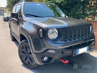 Usata Jeep Renegade Trailhawk 170 CV (125 kW) 2017 Grigio SUV