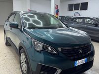 Usata Peugeot 5008 Active 120 CV (88 kW) 2018 Blu SUV