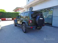 Usata Jeep Wrangler Unlimited Sahara 381 CV (280 kW) 2023 Verde SUV