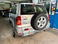 usata Toyota RAV4 RAV 42.0 Tdi D-4D cat 5 porte Sol