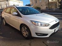 Usata Ford Focus 120 CV (88 kW) 2015 Bianco Station wagon